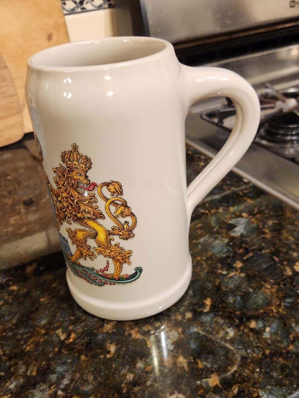 Vintage 90's Hofbrauhaus Beer Stein - Picture 2 of 5